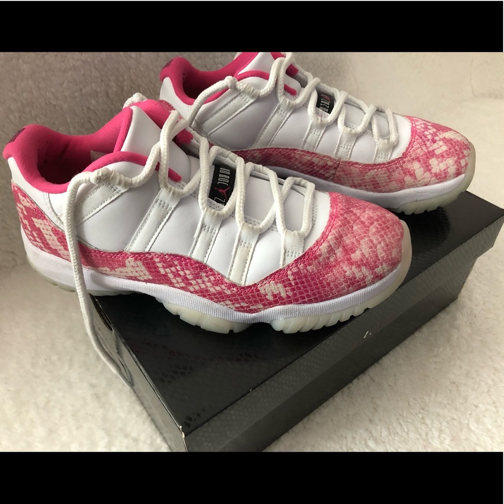 Nike Air Jordan 11 Retro Low Pink Snakeskin